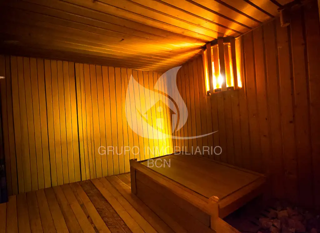 Chalet con terraza en venta en Carrer Músic Pau Casals