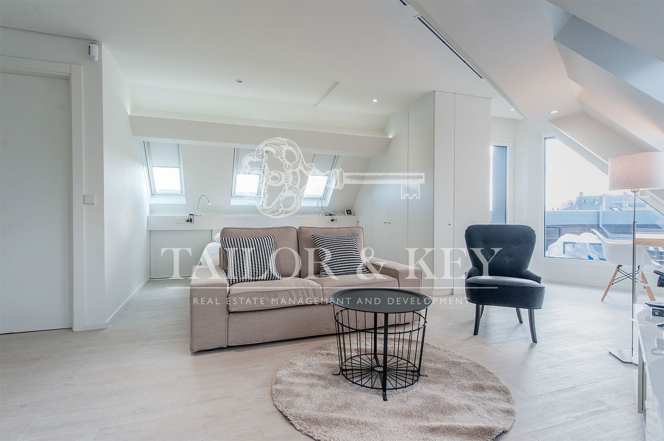 Sala de estar de Piso de alquiler en  Madrid Capital con Aire acondicionado, Calefacción y Amueblado