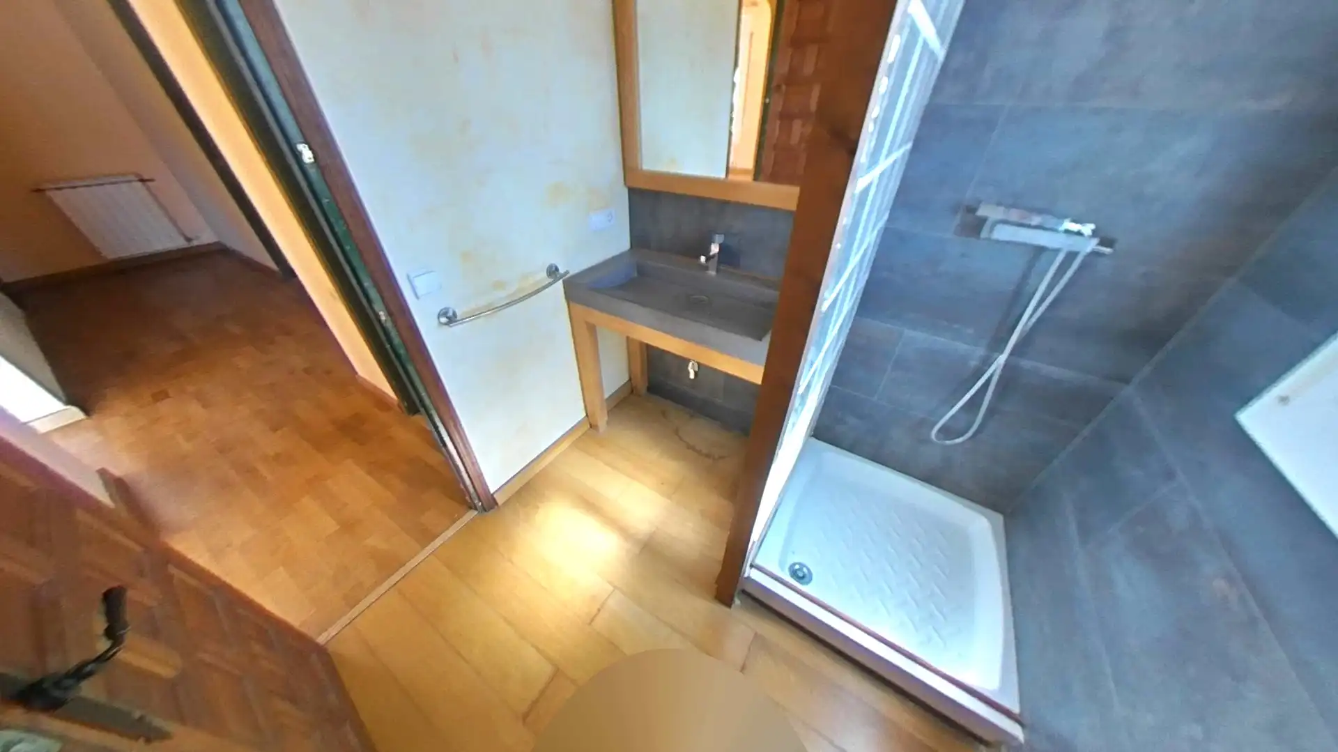 Bathroom of Flat for sale in Sant Joan de les Abadesses  with Storage room, Oven and Balcony