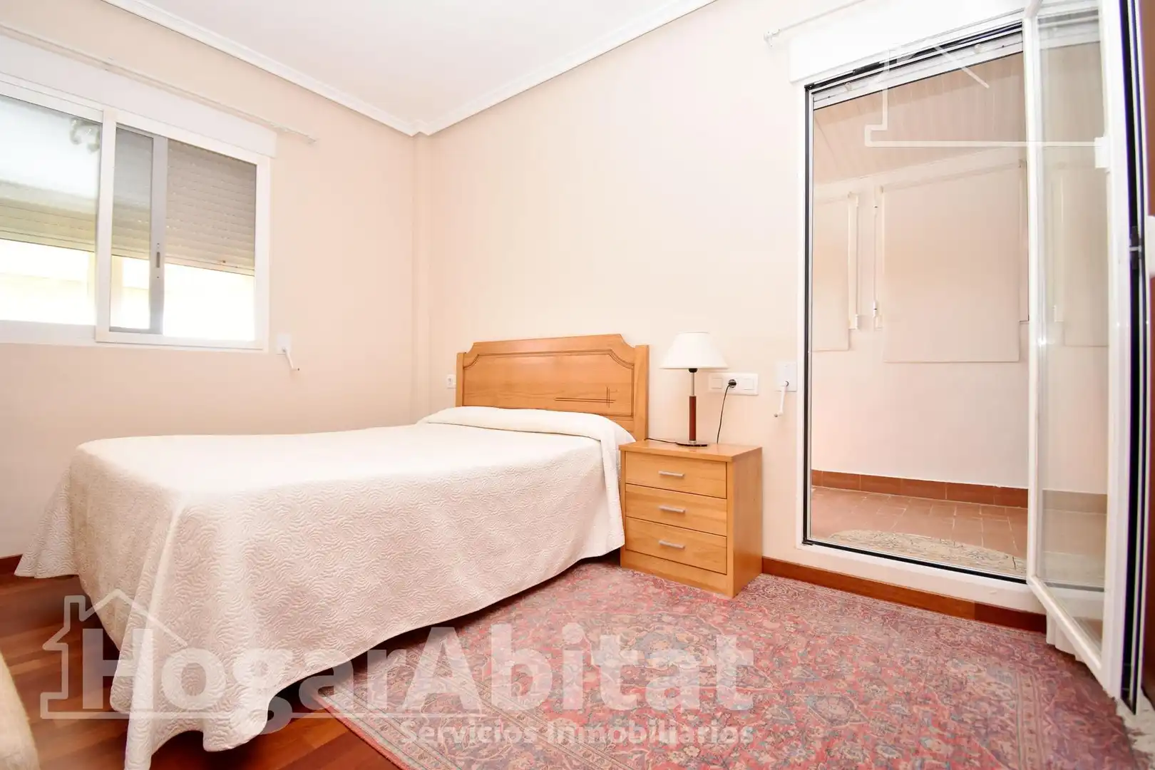 Bedroom of Houses for sale in Torrent  with Air Conditioner, Heating and Private garden