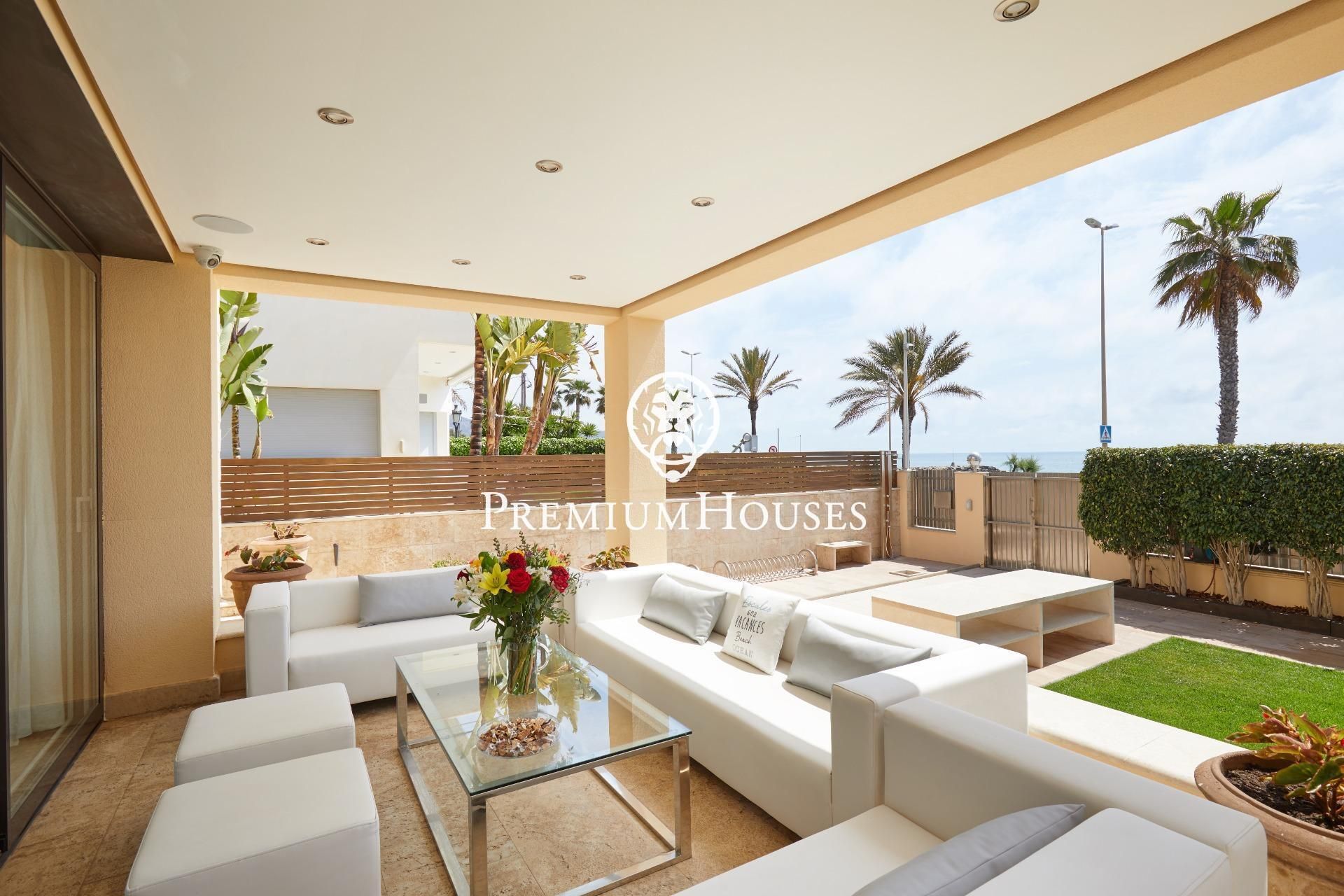 Terrace of House or chalet for sale in Sitges  with Heating, Private garden and Storage room
