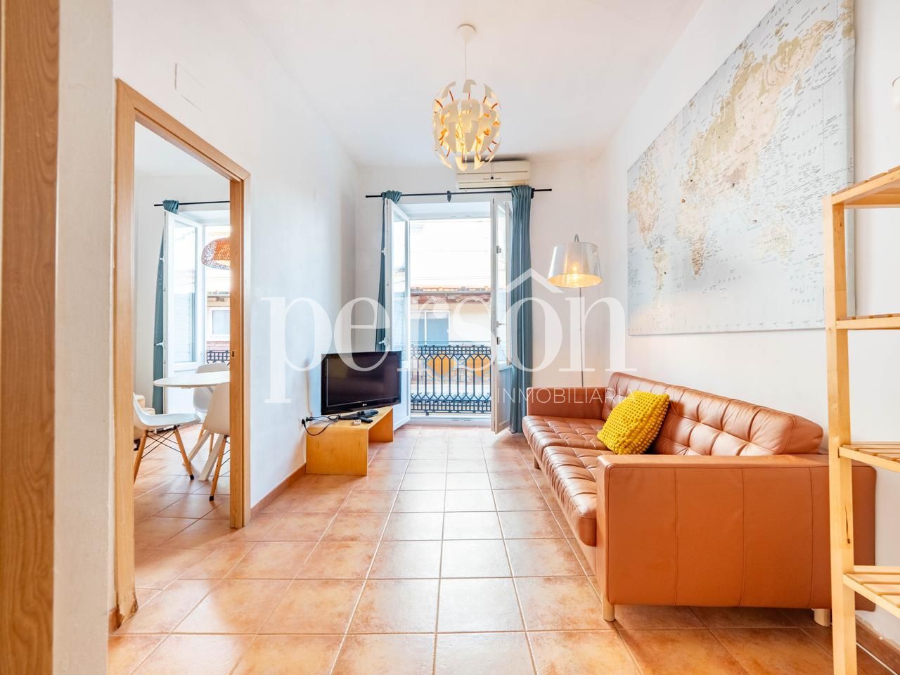 Living room of Flat for sale in  Valencia Capital  with Air Conditioner, Furnished and Balcony