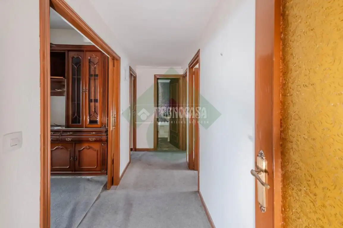 Piso en venta en Madrid con Calefacción y Terraza