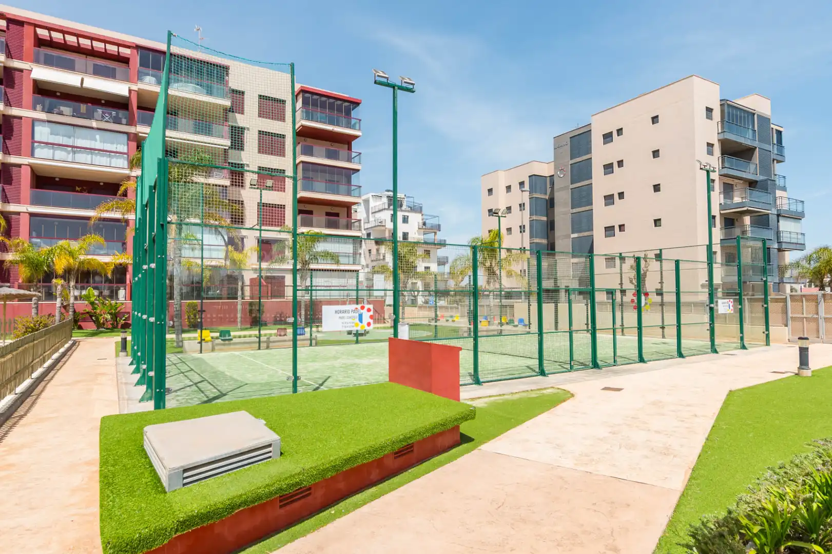 Vista exterior de Piso en venta en Pilar de la Horadada con Aire acondicionado, Calefacción y Jardín privado
