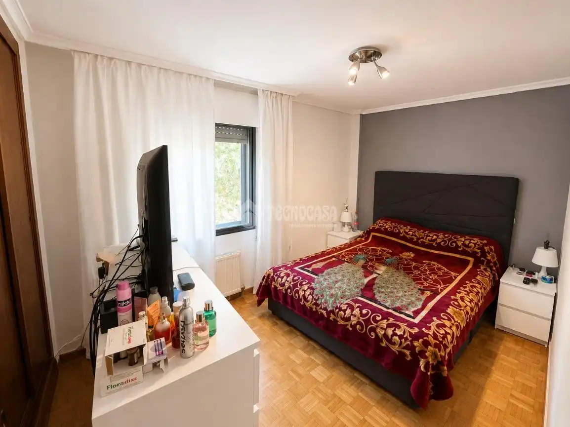 Habitación de Piso en venta en San Fernando de Henares con Calefacción, Parquet y Terraza