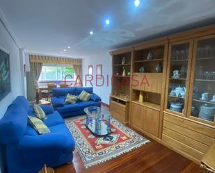 Living room of Flat to rent in Vigo   with Heating and Parquet flooring