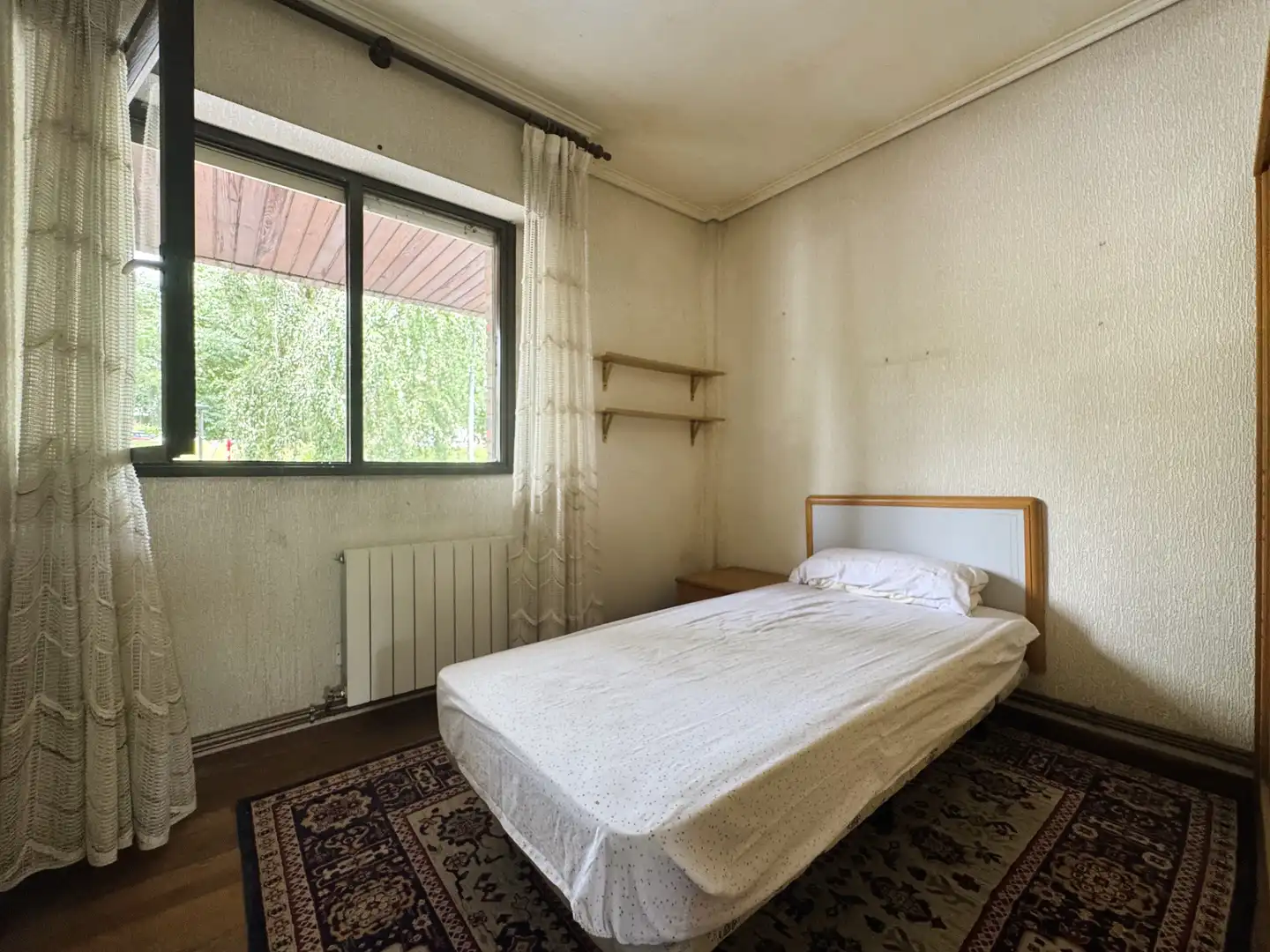 Habitación de Piso en venta en Getxo  con Calefacción, Parquet y Terraza