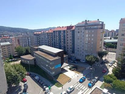 Vista exterior de Pis en venda en Vigo 