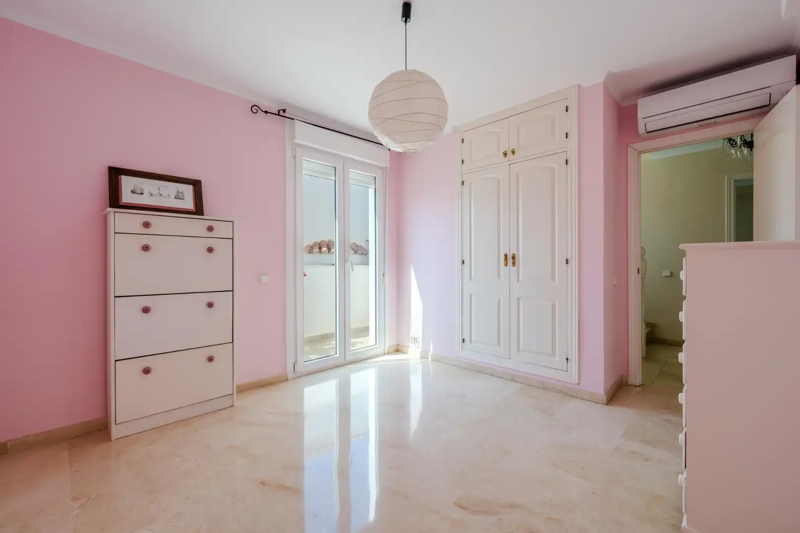 Habitación de Casa adosada en venta en Almería con Aire acondicionado, Terraza y Trastero