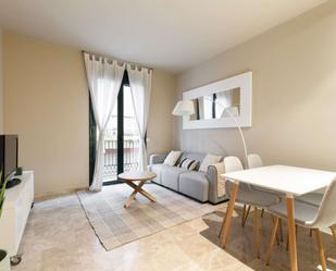 Bedroom of Apartment to share in  Barcelona Capital  with Air Conditioner and Terrace