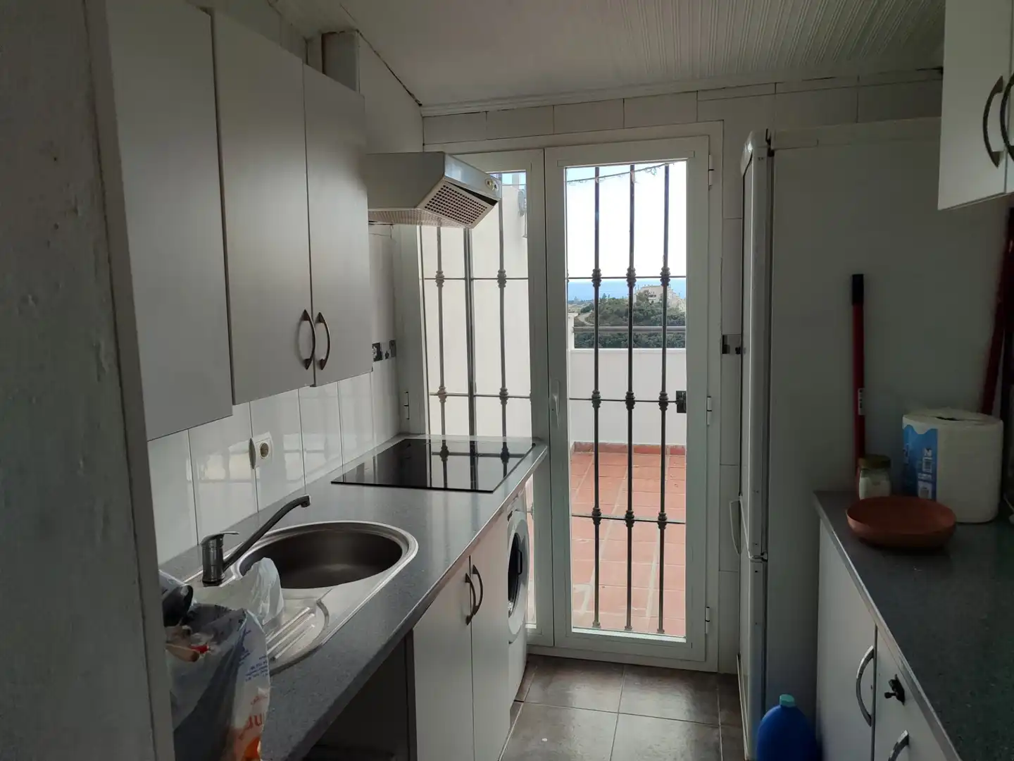 Kitchen of Duplexes for sale in Estepona  with Air Conditioner, Terrace and Community pool
