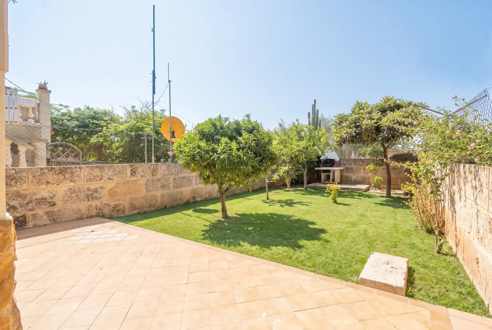 Casa aparellada amb terrassa en venda a Nord, imagen 27