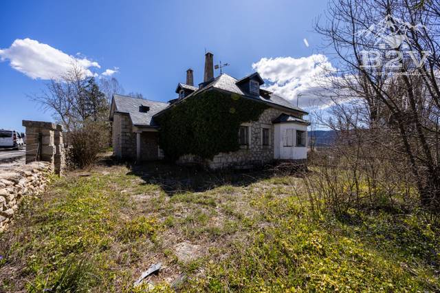 Casa-chalet en Venta en NAVACERRADA en Alameda del Valle