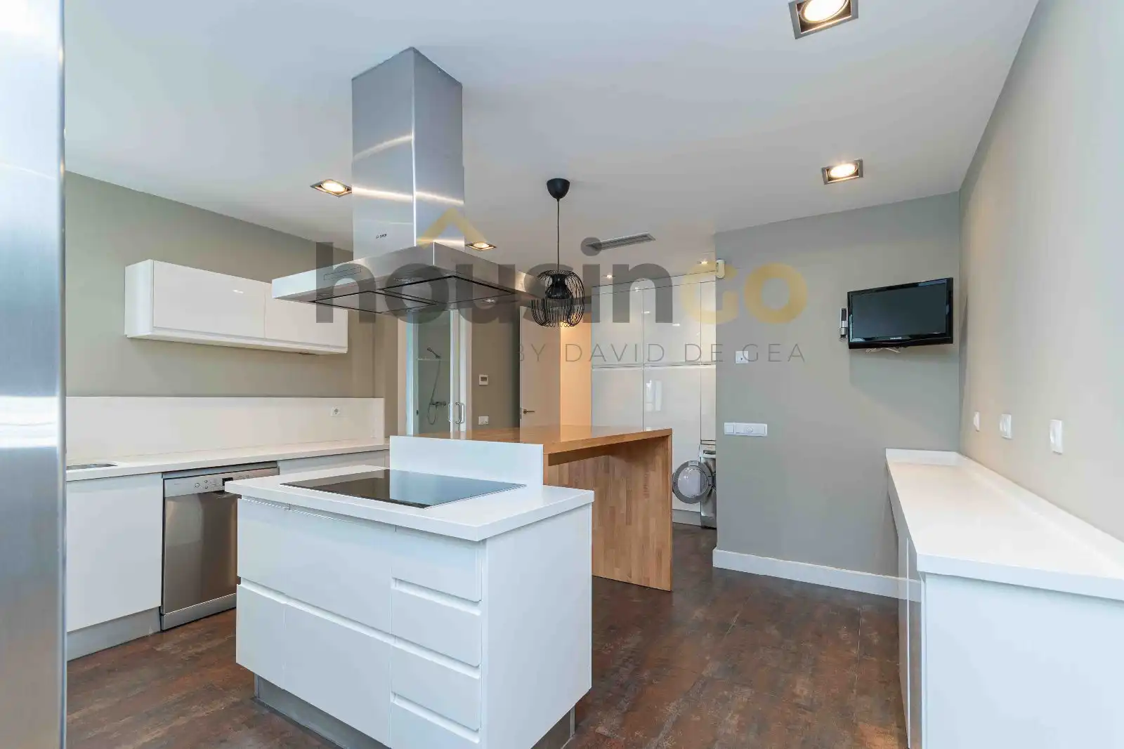 Kitchen of Flat for rent in Madrid  with Air Conditioner, Heating and Terrace