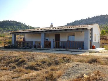 House with garden for sale in Relleu