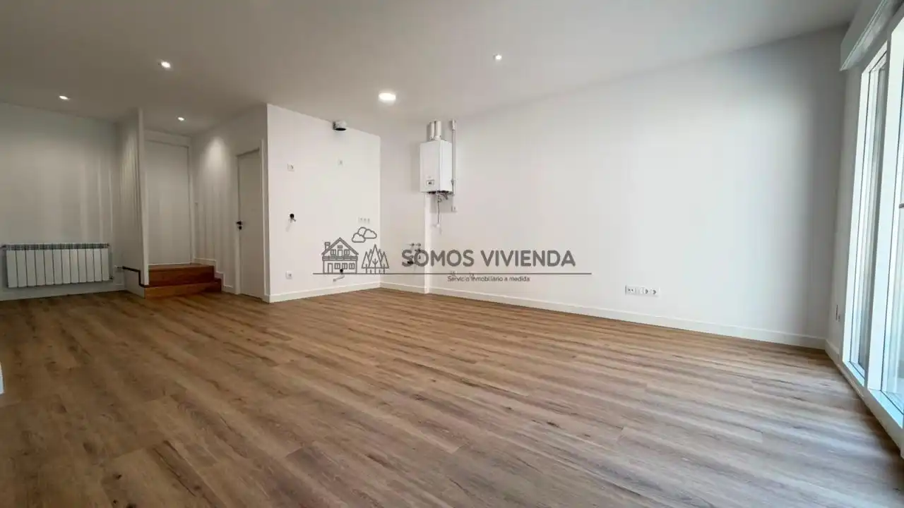 Sala d'estar de Apartament en venda en Ourense Capital  amb Calefacció i Terrassa