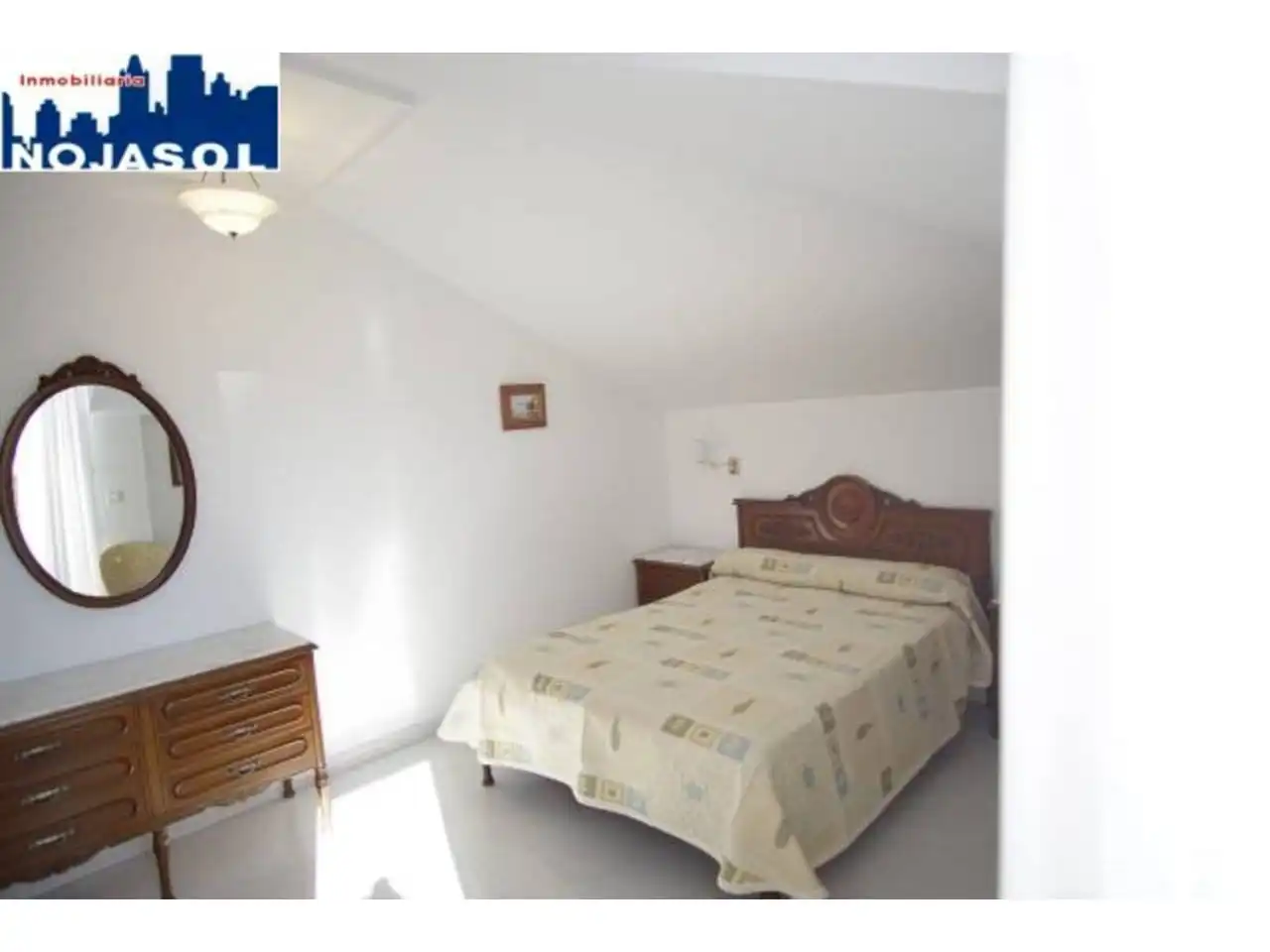 Schlafzimmer von Dachboden zur Miete in Noja mit Heizung, Terrasse und Möbliert