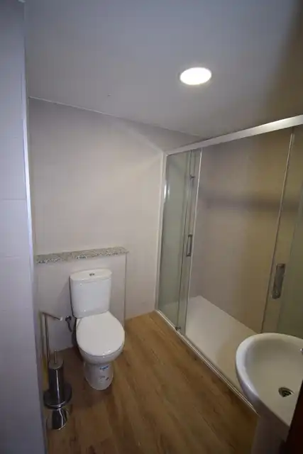 Baño de Dúplex en venta en A Coruña Capital  con Calefacción, Parquet y Horno