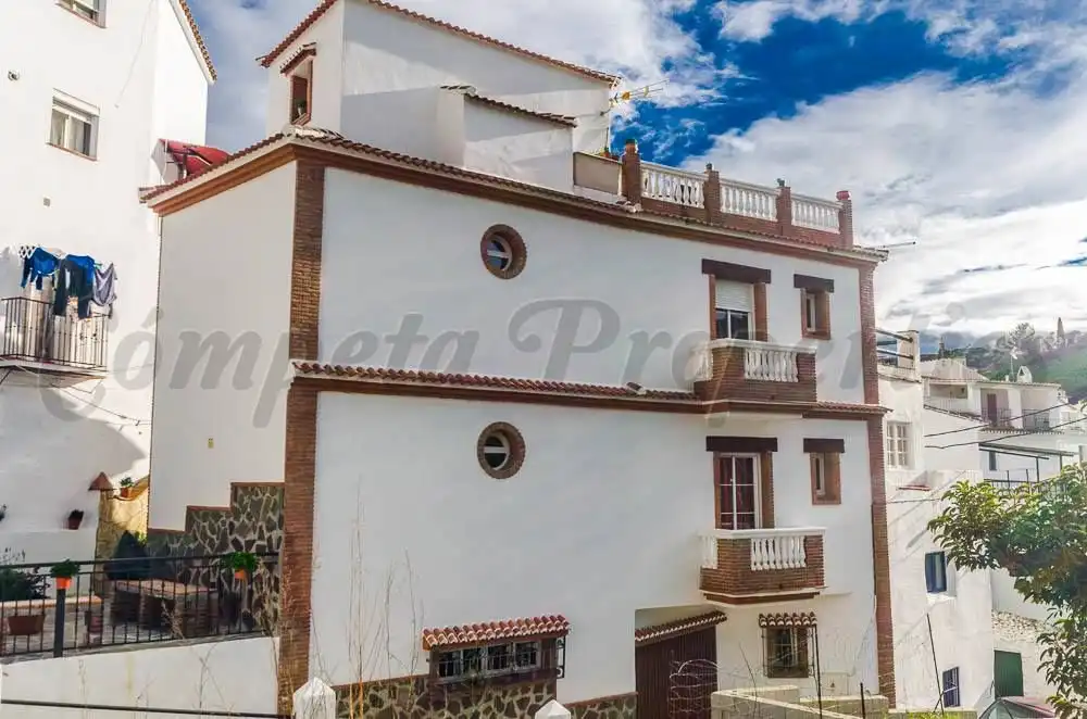 Casa en venda a Árchez