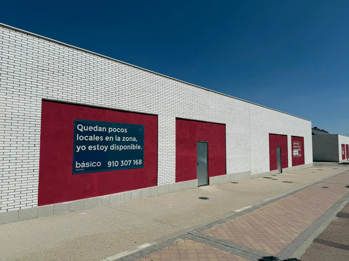 Exterior view of Commercial properties for rent in Tres Cantos