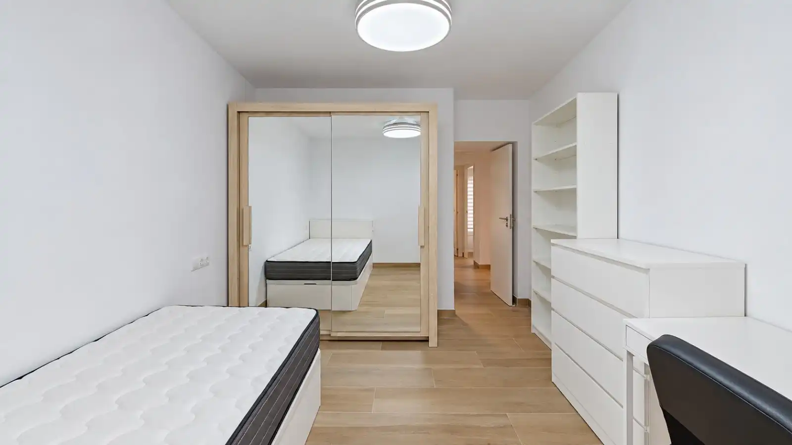 Bedroom of Flat for sale in Ayuntamiento - El Salvador