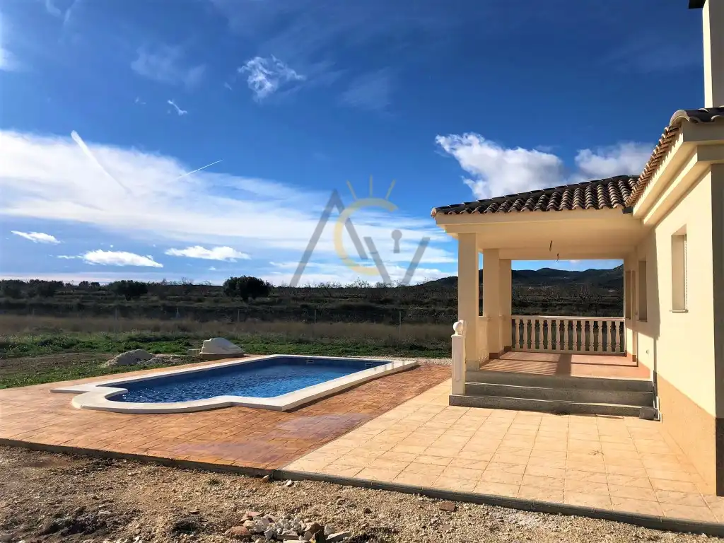 Villa avec piscine à vendre à El Pinós / Pinoso, imagen 3