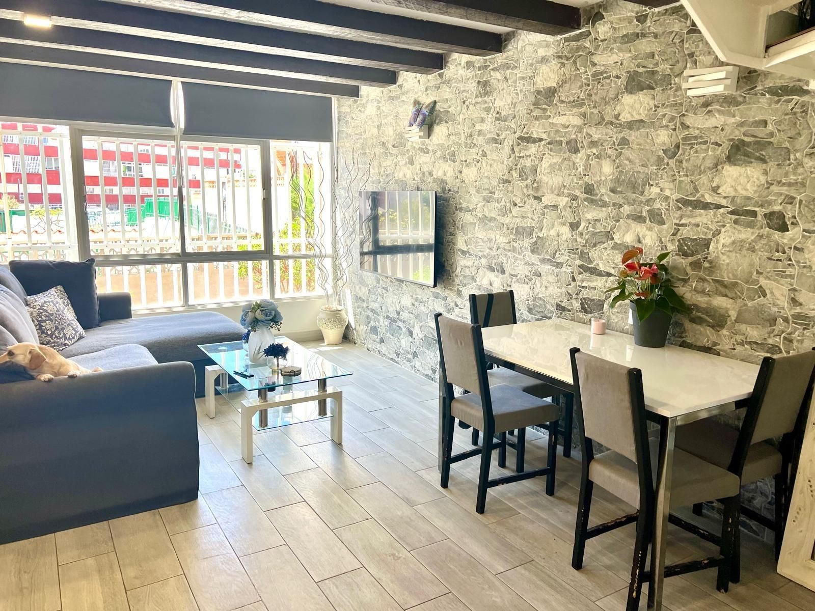 Sala d'estar de Dúplex en venda en San Bartolomé de Tirajana