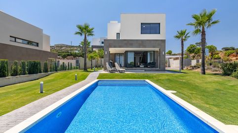 Villa con vistas espectaculares al mar piscina privada, terraza cubierta y diseño luminoso en la Costa del Sol, imatge 2