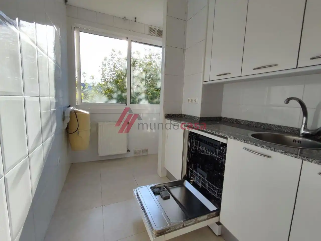 Kitchen of Flat for rent in Narón  with Heating, Parquet flooring and Storage room