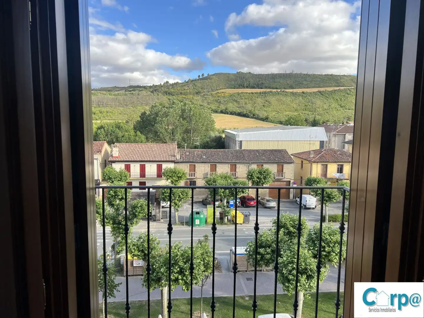 Exterior view of Flat for rent in Puente la Reina / Gares  with Heating, Parquet flooring and Balcony
