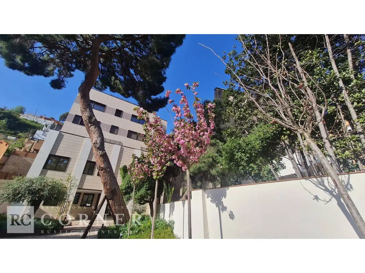 Vista exterior de Piso en venta en Barcelona con Aire acondicionado, Parquet y Terraza