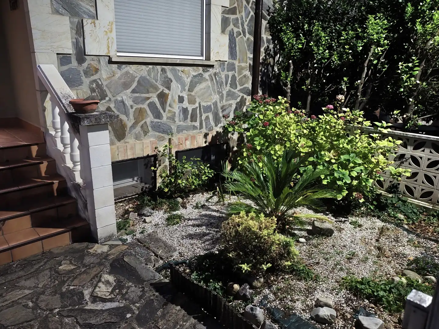 Jardín de Casa adosada en venta en Zarratón con Calefacción, Terraza y Amueblado