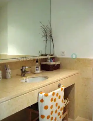 Badezimmer von Wohnungen zur Miete in Sotogrande mit Klimaanlage, Heizung und Terrasse