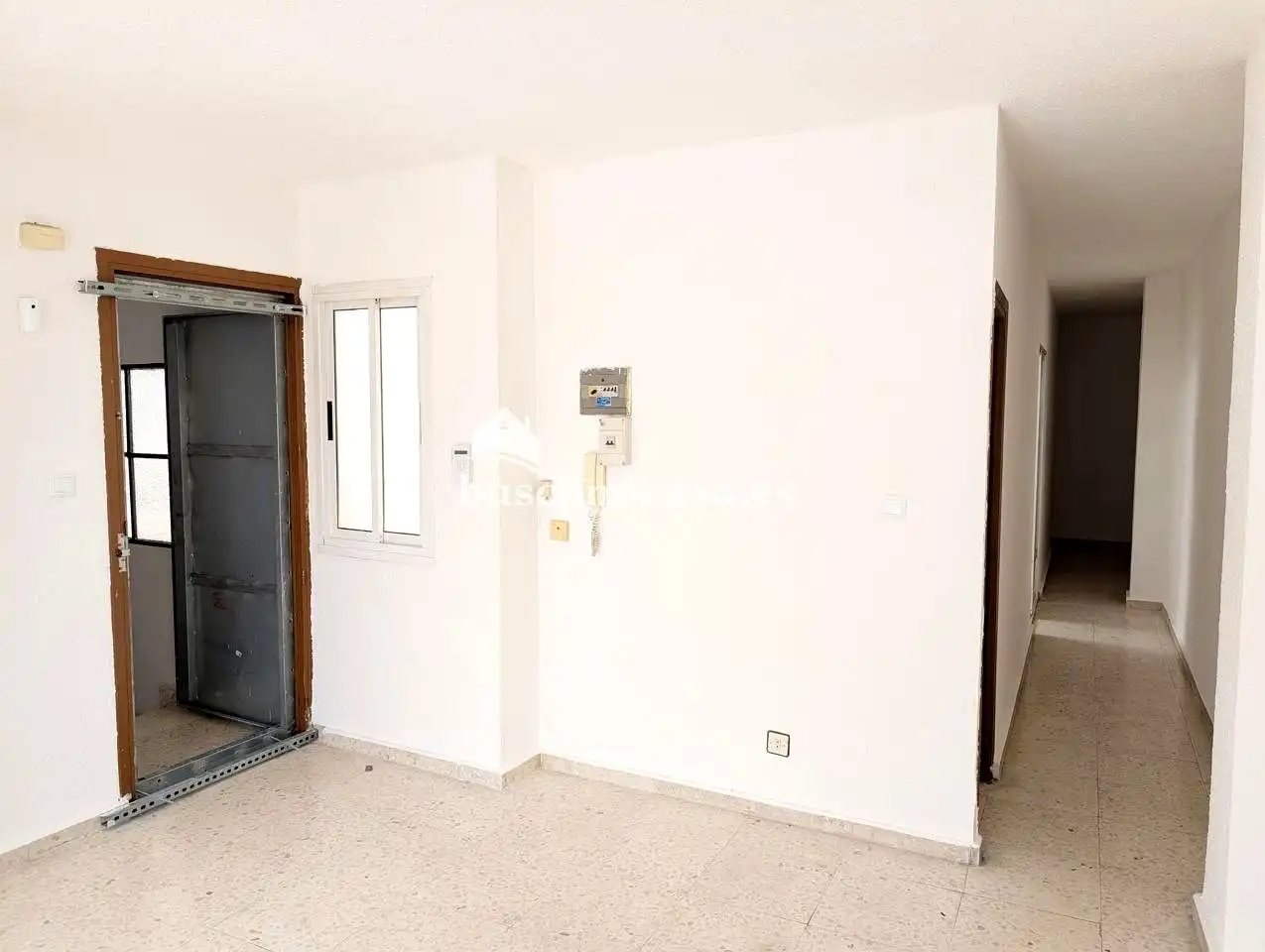 Piso en venta en Jaén con Balcón