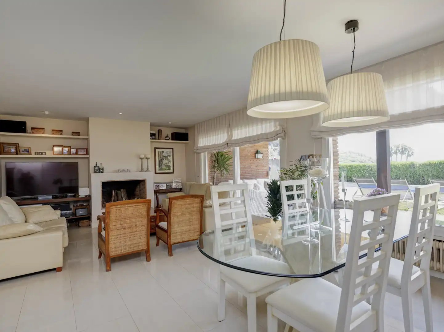 Dining room of Houses for sale in Sant Andreu de Llavaneres  with Air Conditioner, Heating and Private garden