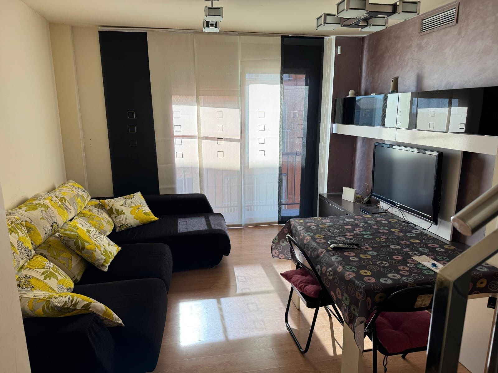 Wohnzimmer von Wohnung miete in L'Aldea mit Klimaanlage, Heizung und Terrasse
