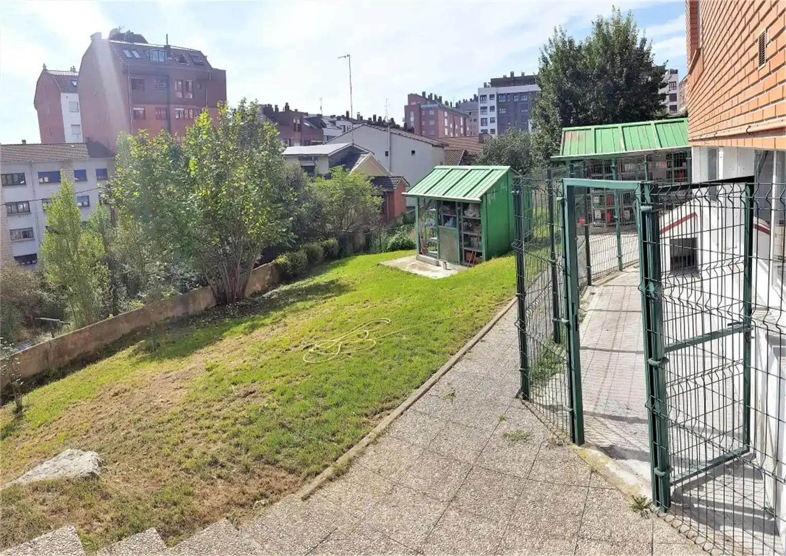 Exterior view of Flat for sale in Oviedo 