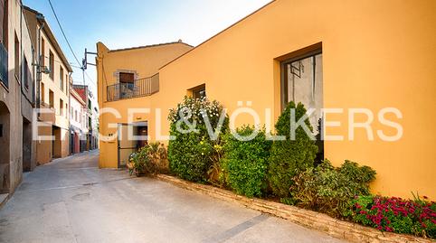 Foto 2 de Casa adosada en venda a Carrer de Santa Maria, Vilabertran, Girona