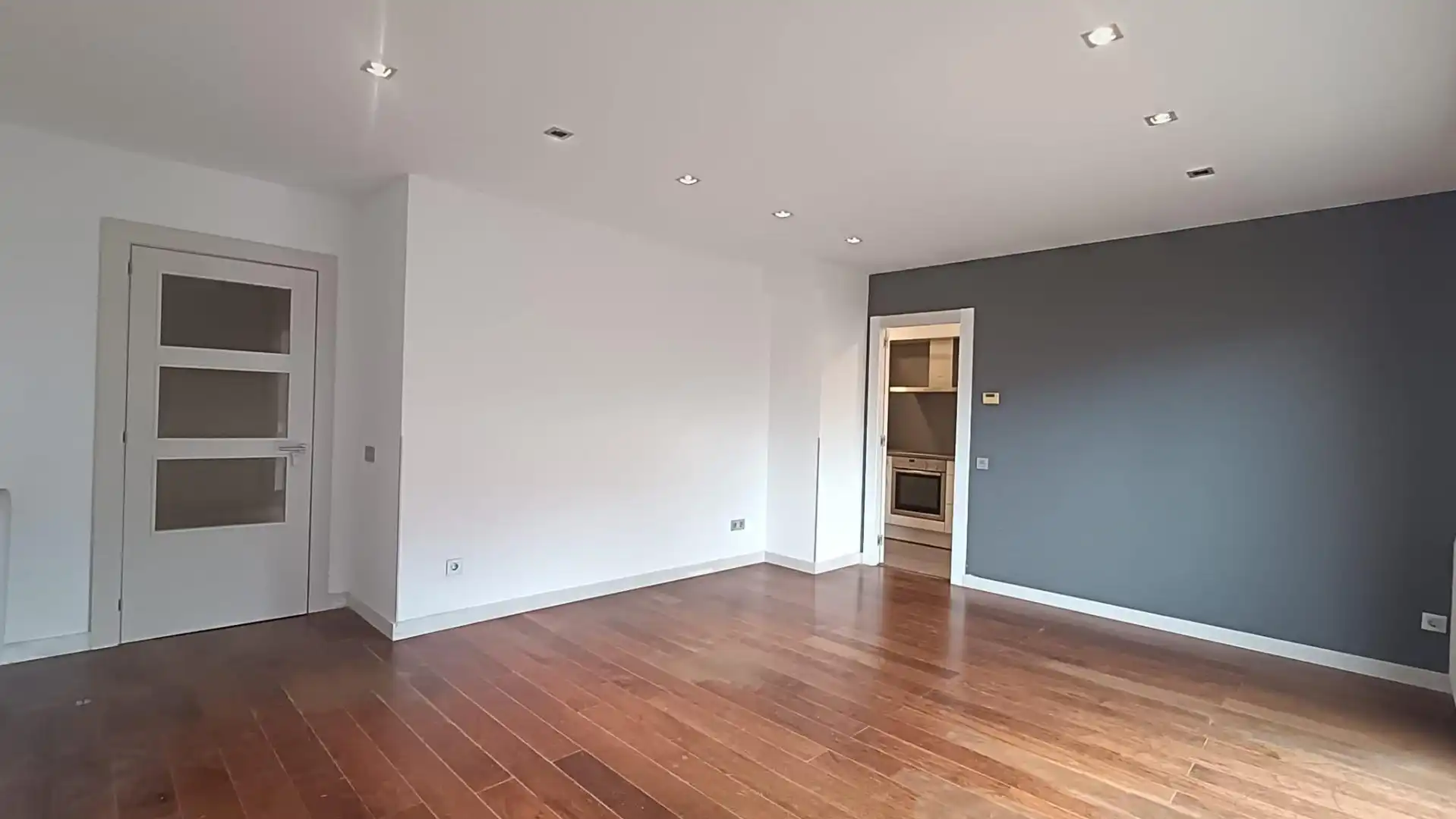 Wohnzimmer von Wohnung zum Verkauf in Vic mit Heizung, Parkett und Balkon