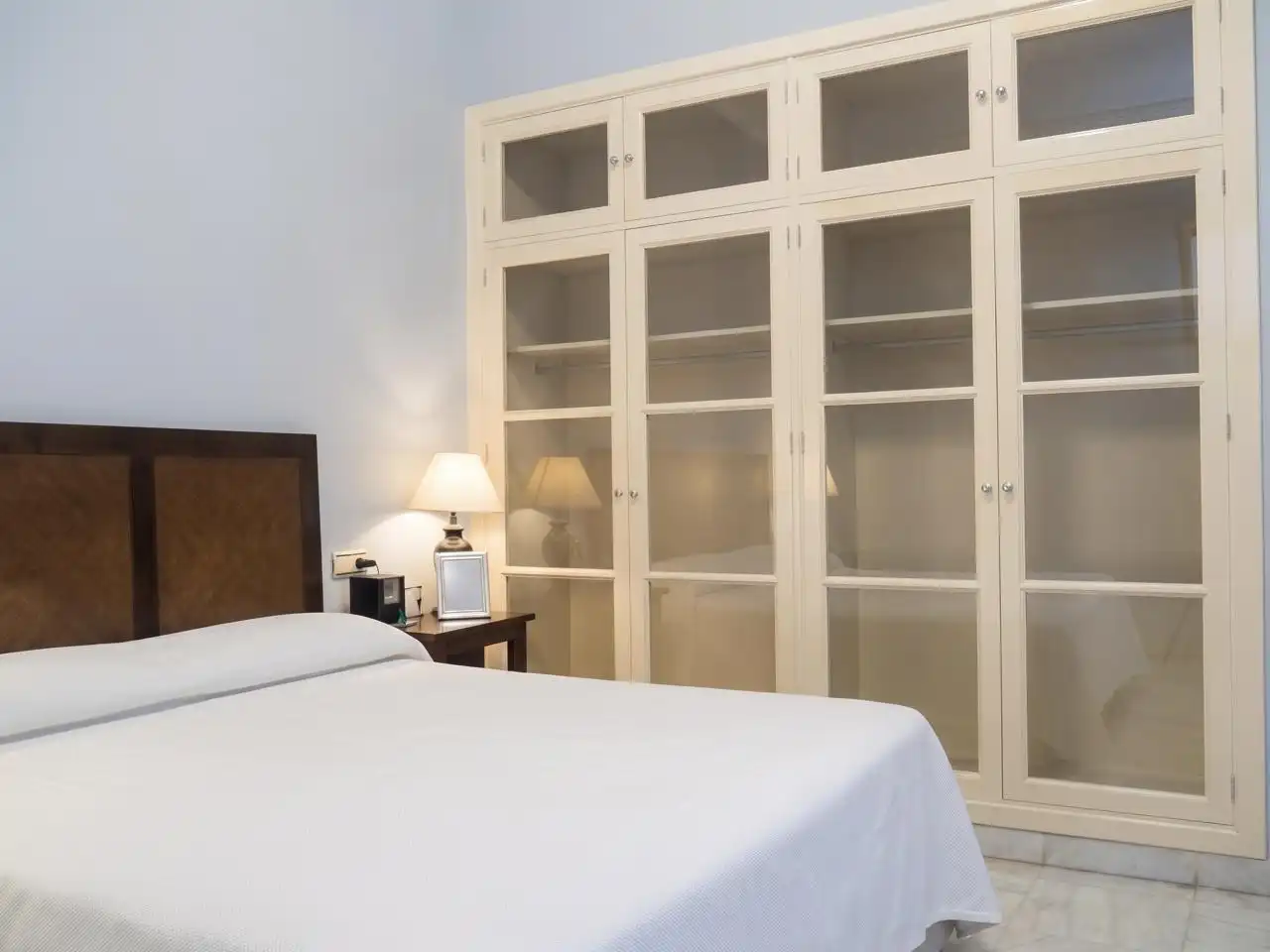 Bedroom of Flat for sale in Sevilla  with Air Conditioner, Terrace and Furnished