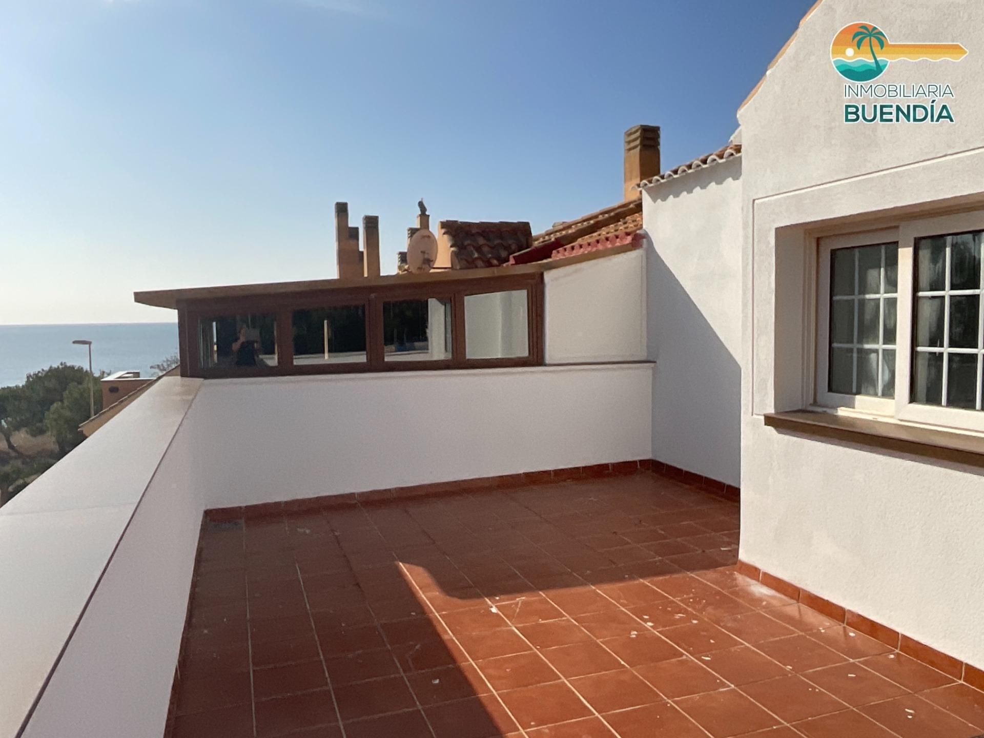 Duplex for sale in Calle ISLA PINTA, Los Puertos