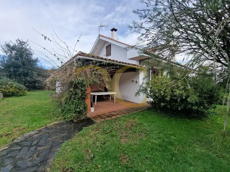 Jardín de Casa o chalet en venta en Llanes con Calefacción, Jardín privado y Terraza