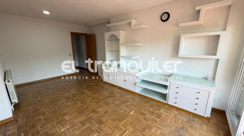 Foto 3 de Piso de alquiler en Avenida Nuestra Señora de la Vega, San Martín de la Vega, Madrid