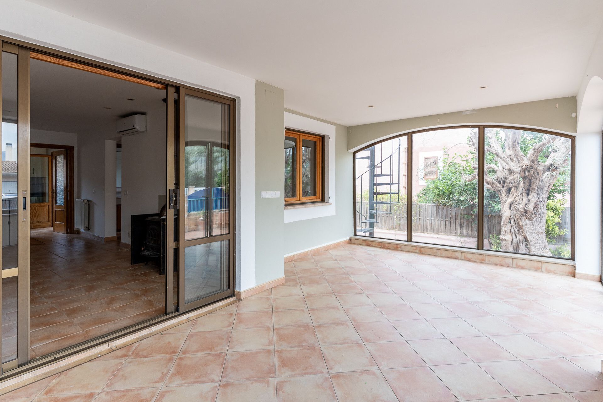 Terrace of Single-family semi-detached for sale in Bunyola  with Air Conditioner