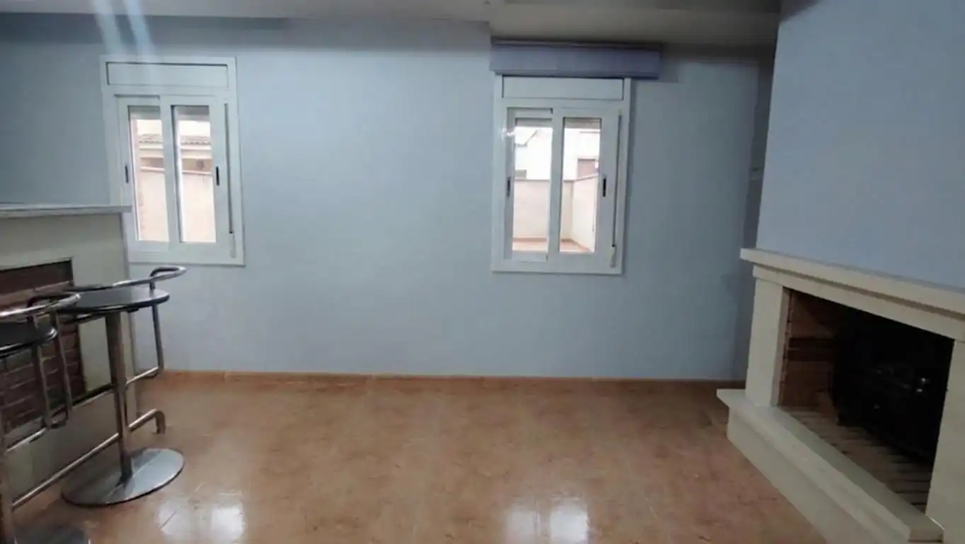 Piso en venta en L'Hospitalet de Llobregat con Aire acondicionado y Calefacción