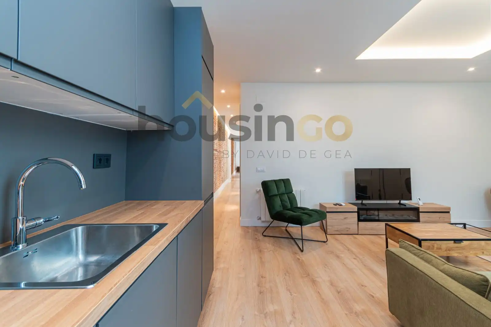 Living room of Flat for rent in Madrid  with Air Conditioner, Heating and Terrace