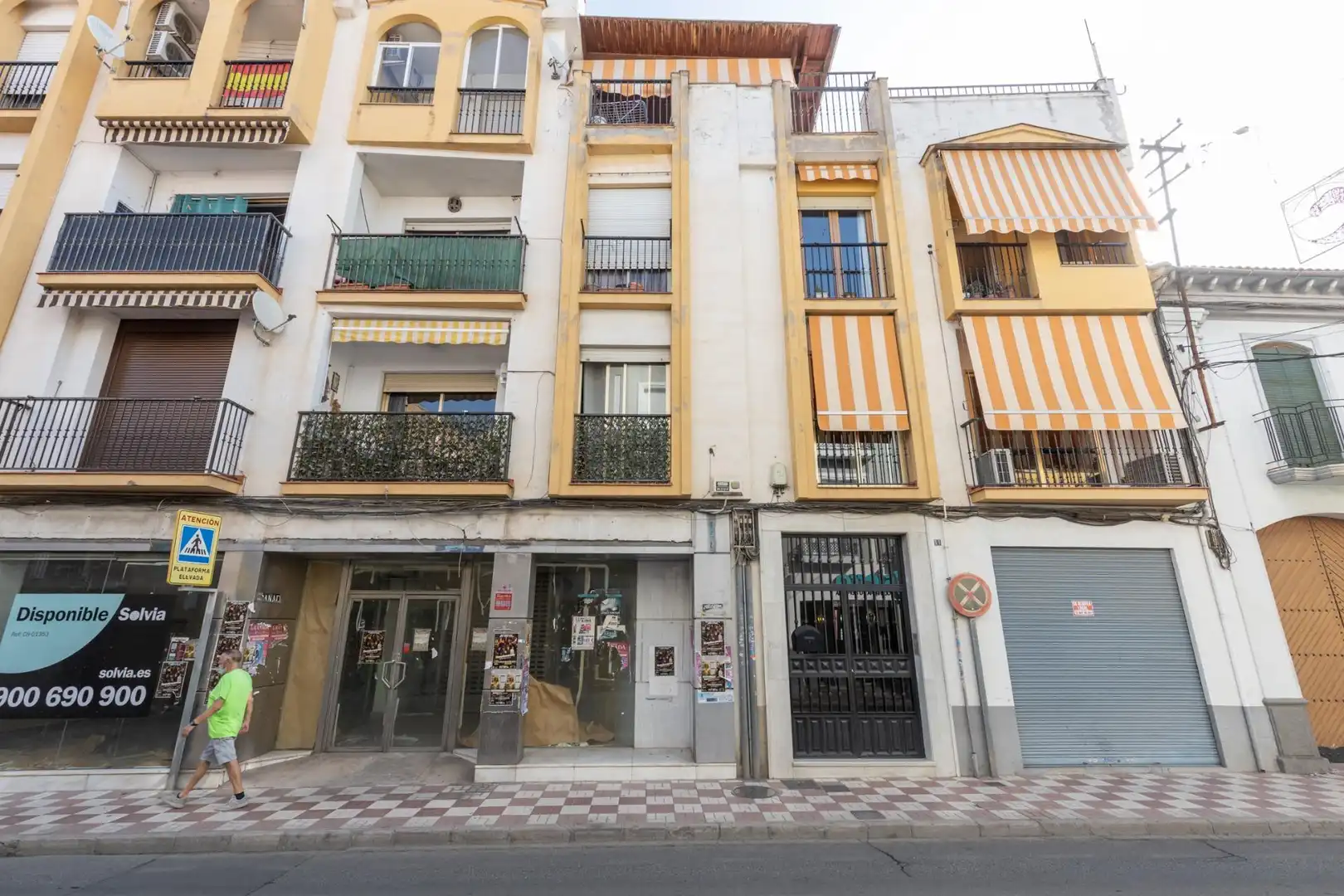 Außenansicht von Wohnung zum Verkauf in Albolote mit Klimaanlage, Heizung und Balkon
