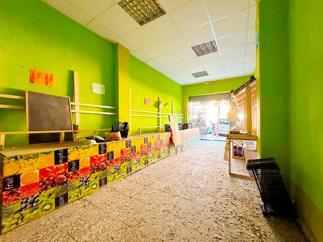 Local comercial en Venta en Parque Victoria Eugenia