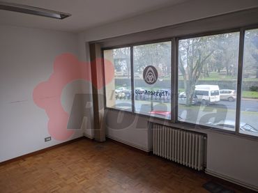 Business premises to rent in Recatelo - O Carme