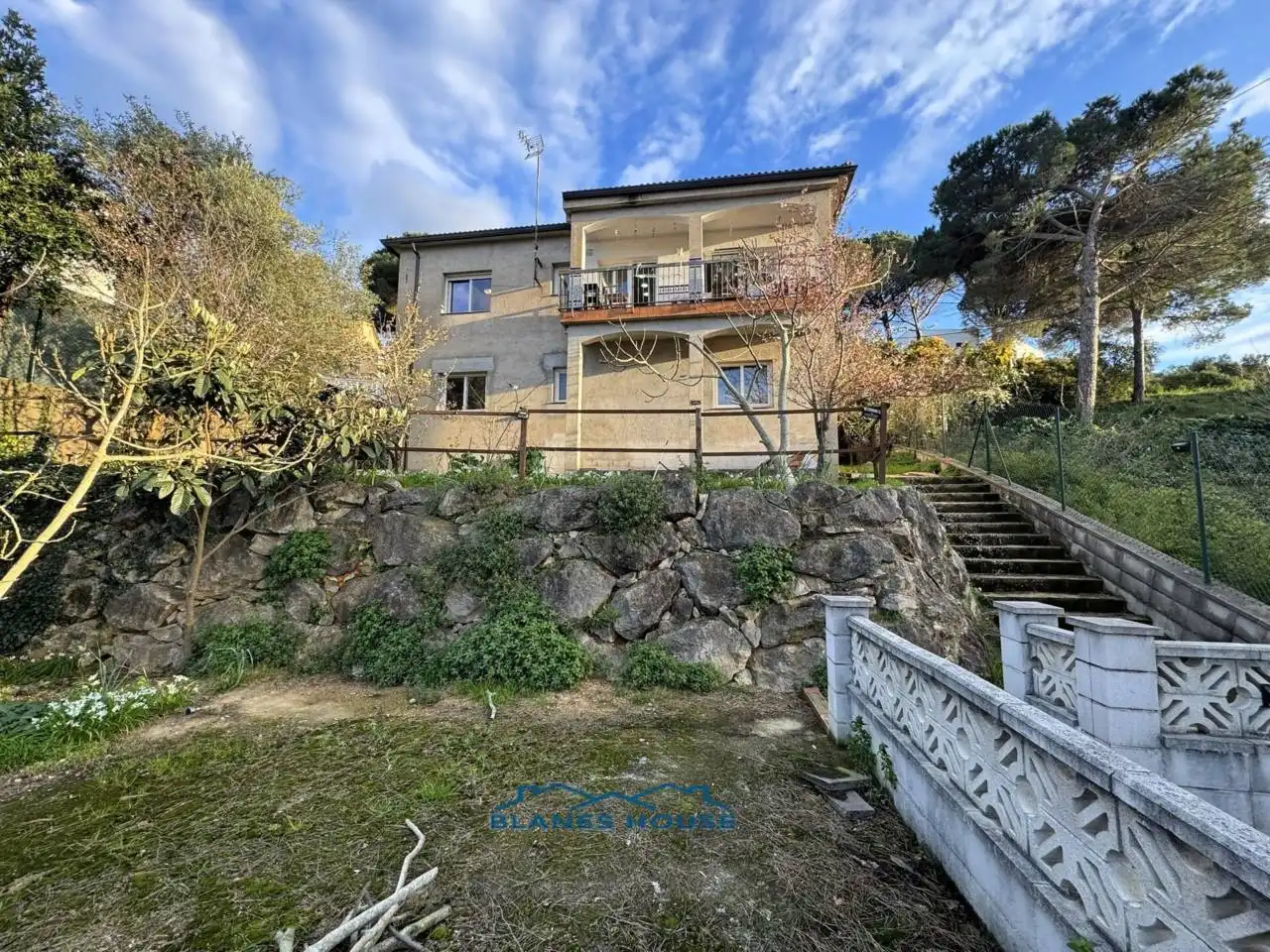 Vista exterior de Casa o xalet en venda en Tordera amb Calefacció, Jardí privat i Terrassa
